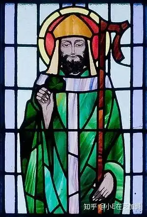 stpatricksday这一天,你不带个绿帽子,大家都觉得你不合群