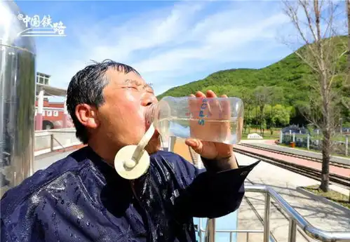 别再抱怨你那天气热,这地方有60