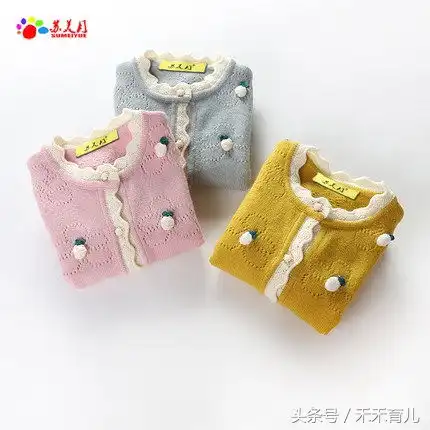 给三岁女儿搜集了八款洋气打底毛衣,没想到女儿都喜欢