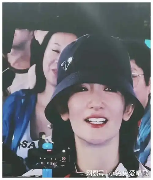谢娜晒与蔡少芬聊天记录,后者挑衅前者无语,谢娜社交头像引热议