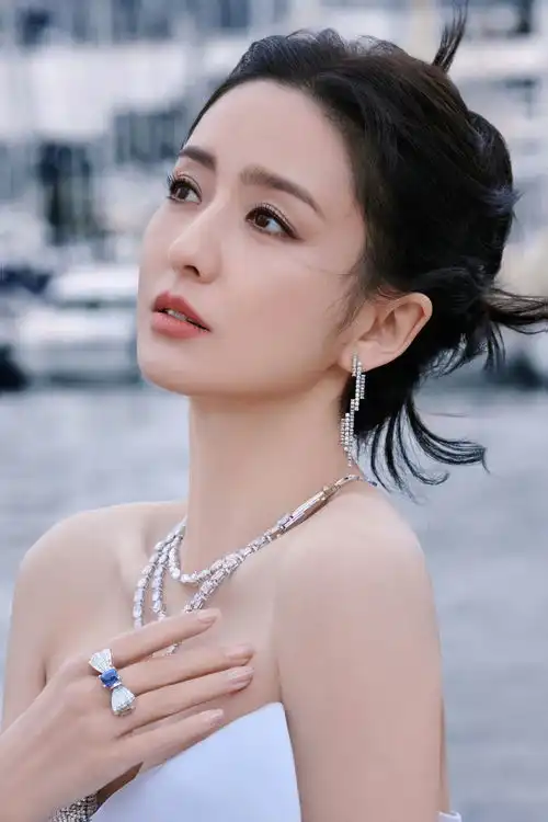 佟丽娅佟丽娅