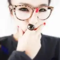 跪求qq头像要非主流帅帅的女生头像
