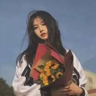 女头蓝色系真人