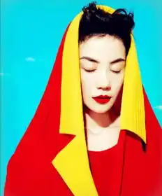 被骂崩盘的王菲演唱会真有那么差别再骂她了,你不知道她这些年都经历了什么