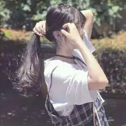 女生闺蜜一人一张个性头像2018还一副长不大的样子