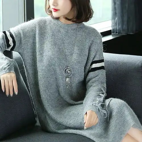 女人气质裙,45的女人冬季穿针织裙,是一种优雅也是一种时尚