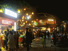 本周六,抖音红人王七七柳爽献唱民谣季,悦即墨夜古城粲然绽放