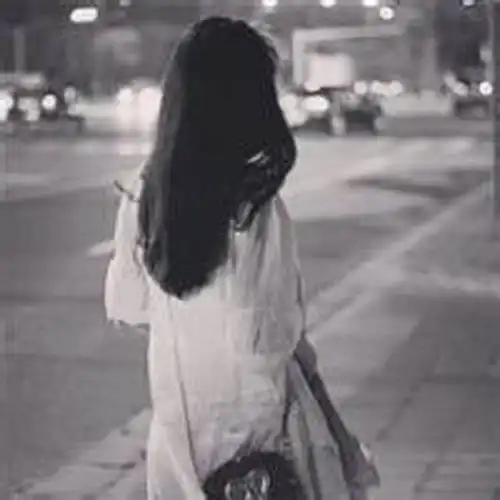 老大不小的女生,人家男的都删了你,为什么心里没数吗