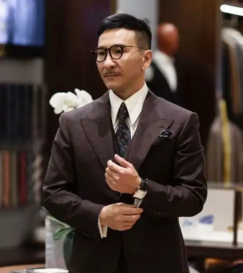 中年男人,要刘海还是不要刘海看素人就知道,差别太大