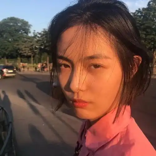 头像第一眼就心动的人会喜欢很久