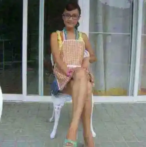 小时候的我们是有多傻放着长腿小姐姐不看,却偏偏只顾看两毛特效