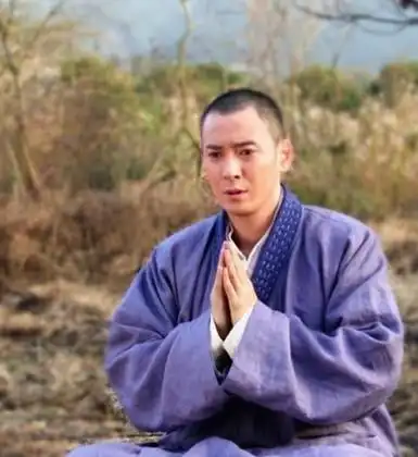 天龙八部中,大哥乔峰与二弟虚竹的武功相比谁更强