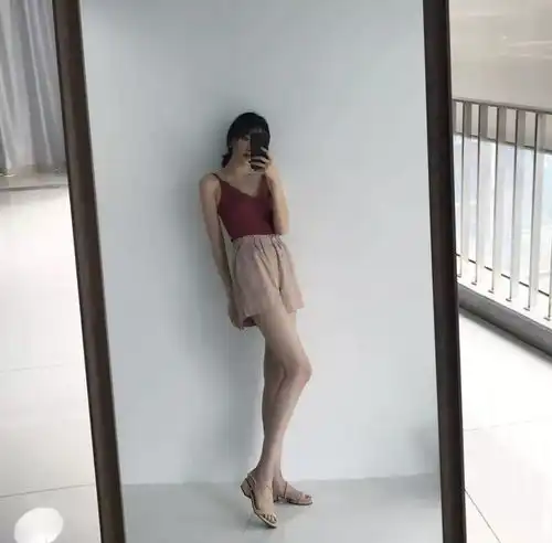 赶上夏天的末班车,上架一波长腿小姐姐