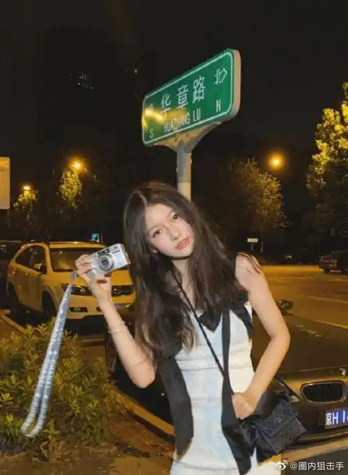 李嫣闺蜜周巴黎晒名媛女团,华为千金姚安娜稳居c位