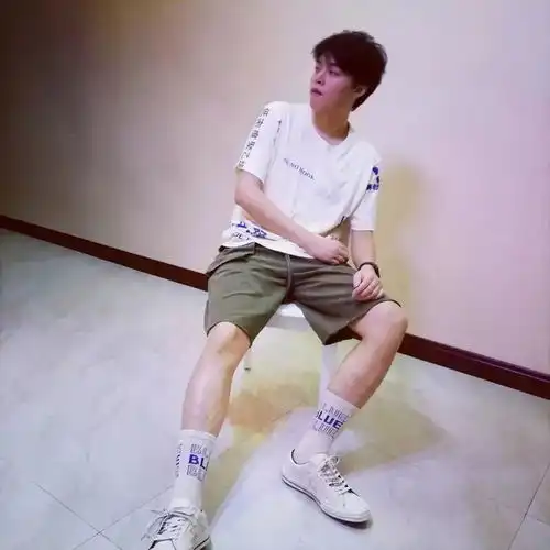 show不止长腿小姐姐长腿欧巴我们也没在输的