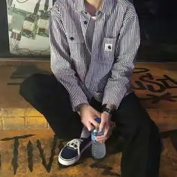 半身头像望喜