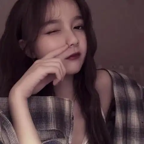 最近微渣头像火了,老娘才不是渣女,只是不屑和你谈恋爱