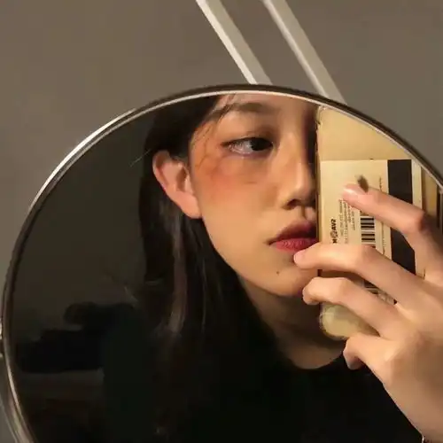 头像人类的世界好无趣都没有浪漫的事件发生