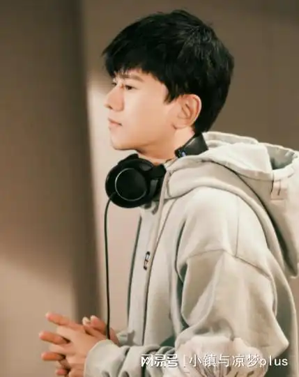 酷我歌曲热榜又来9首,有些人有些歌有些话有些情,尽在曲中