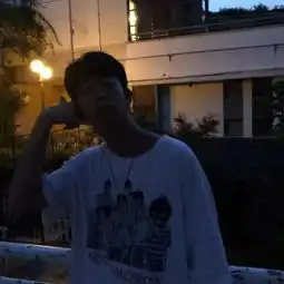 养精蓄锐我们决定从中午开始hiphoppunk通宵到天亮