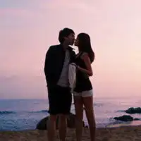 个性格调情侣头像心里是有多么不情愿放开你2