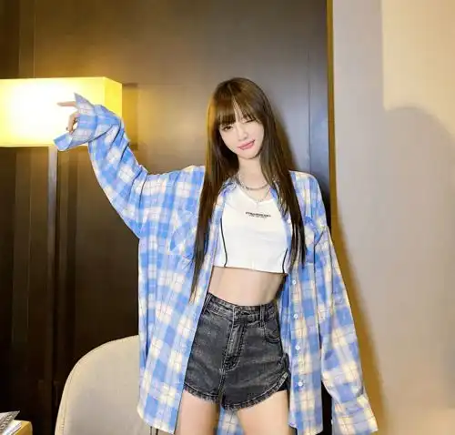 李小璐送闺蜜1599朵玫瑰,半退娱乐圈,网红事业混得风生水起
