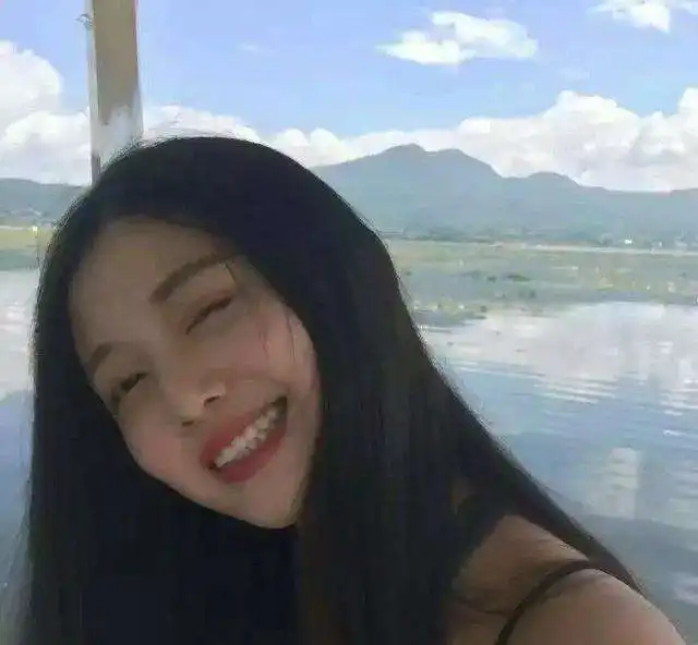 没必要太当真反正爱你的人还会爱别人