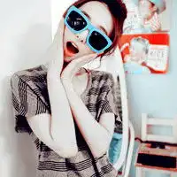 我想把情歌谱成一曲思念女生qq头像2