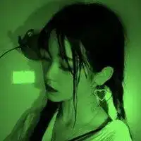 绿色滤镜头像女生个性霸气微信头像图片大全