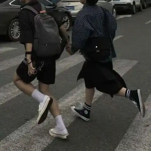 微甜情头就是不怕被发现的情头