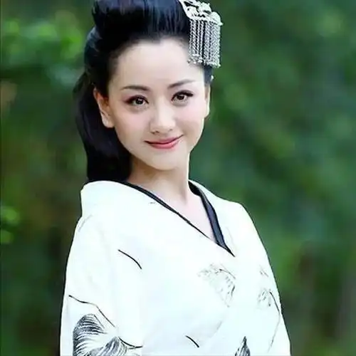 长得漂亮耐看,演了11次女一号没红,如今44岁搭档聂远,终于红了
