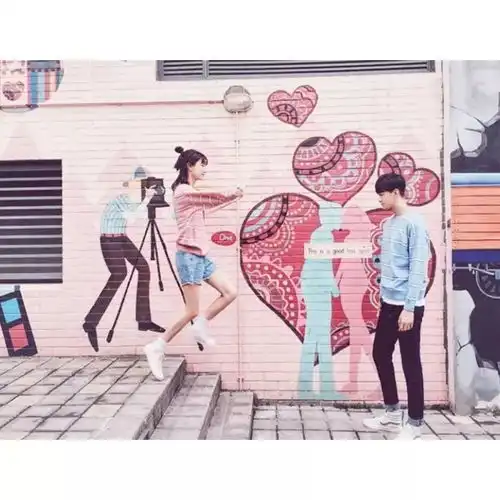 白边情侣头像