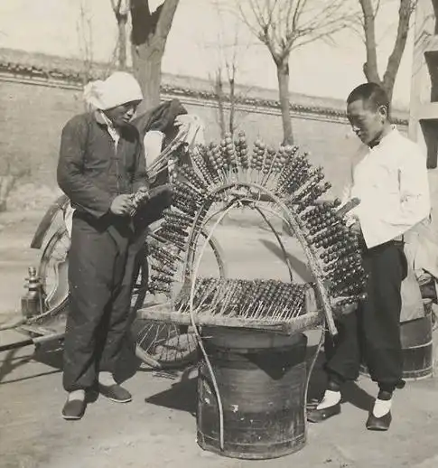 100年前的中国地摊