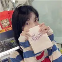 个性韩系女生头像时尚可爱的简单女生