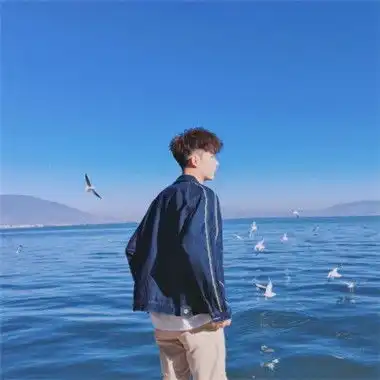 帅气的男生头像潮流范儿在海边儿的帅哥12张