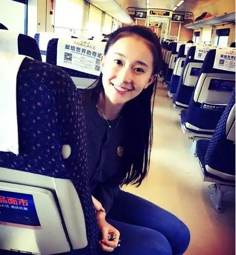 女排最强90后白富美家住北京四合院价值上亿,颜值超高显低调