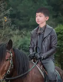 爸爸4安吉穿军装帅炸
