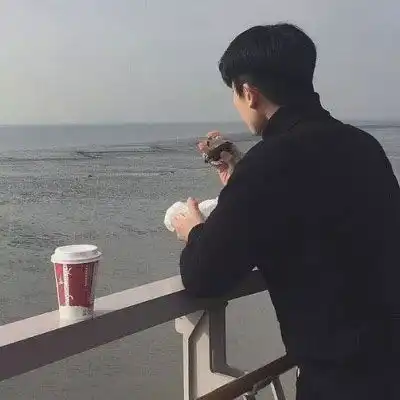 男生头像阳光帅气背影暖男侧脸高清图片