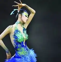 她年近60妖娆半百,依旧美的云淡风轻,秒杀一众网红脸