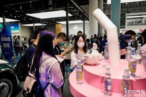 又放大招,更爱女性的欧拉以闺蜜局带她玩转成都车展